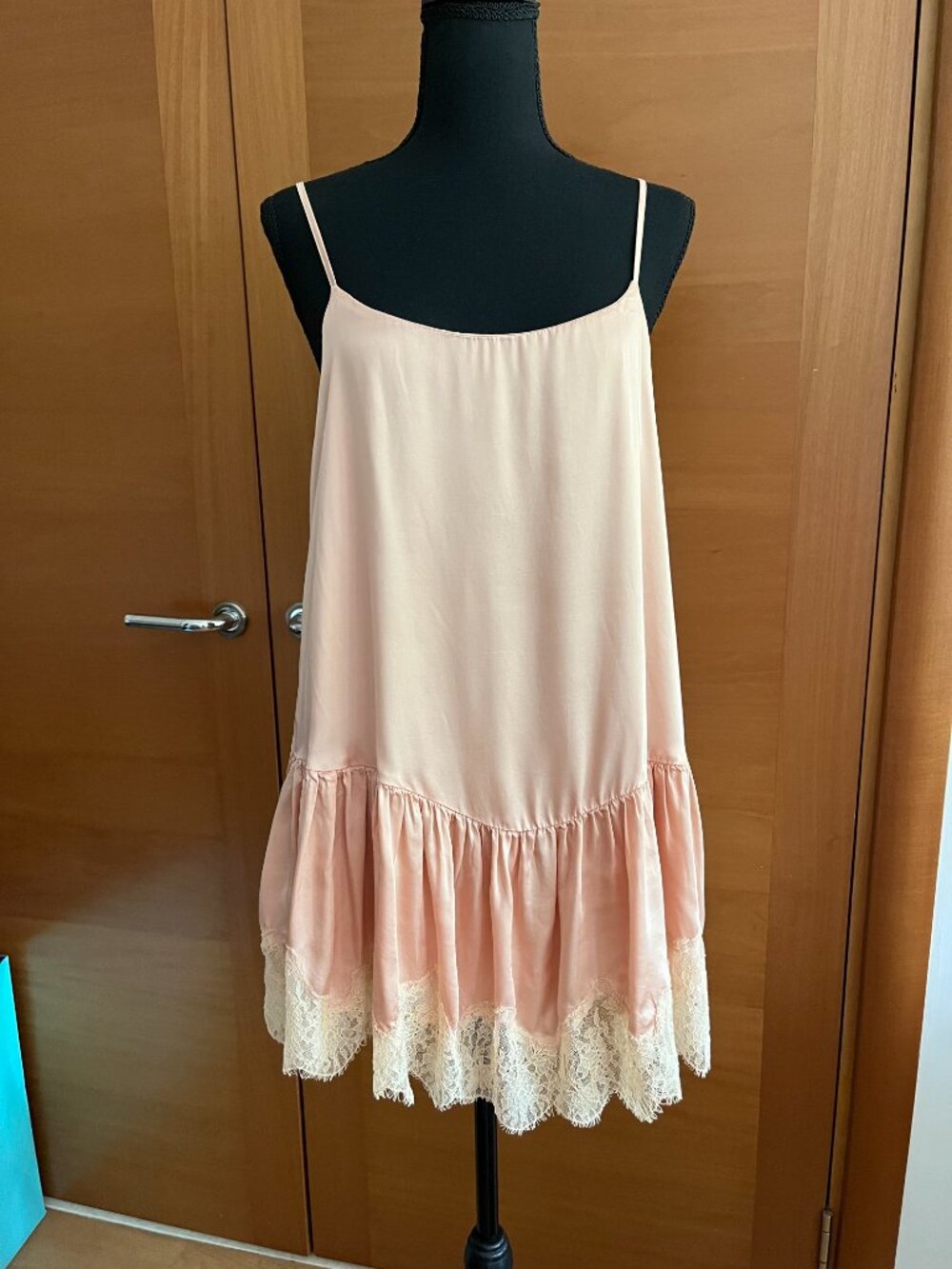 Zara Satin Lace Slip Dress in Pink Size XS/Medium NWT